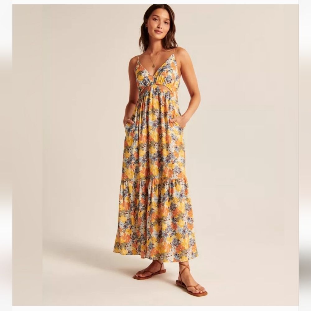 NWT Abercrombie cutout maxi dress floral